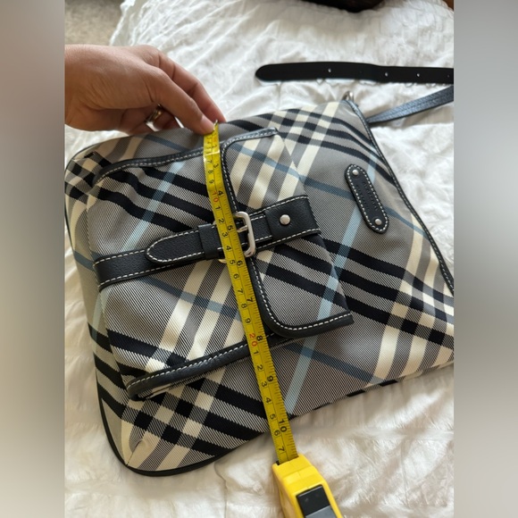 EUC!Burberry blue label shoulder/crossbody bag! Great condition! - Picture 13 of 15
